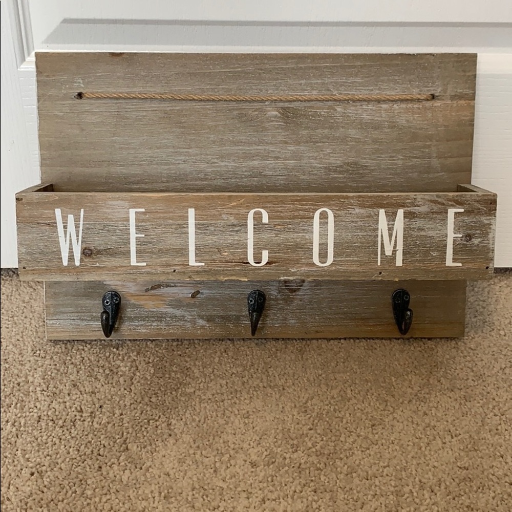 Welcome Mail Holder